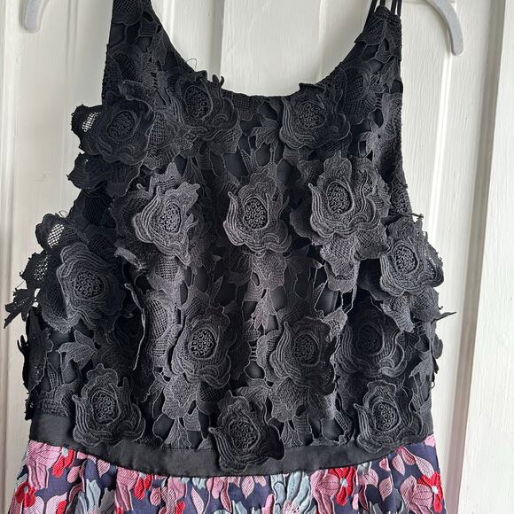 ML Monique Lhuillier Multi Floral Jacquard Gown - Picture 3 of 10